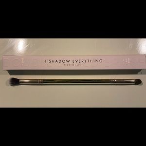 Maskcara RESERVED Eyeshadow Brush